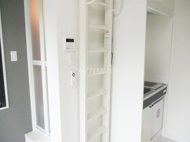 アルファ赤羽岩淵の設備|ロフトに上がる階段です☆