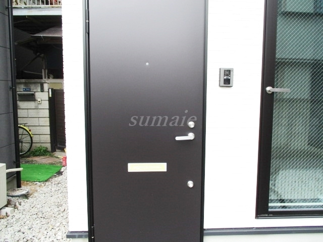 アルファ赤羽岩淵のロビー|個別玄関です☆