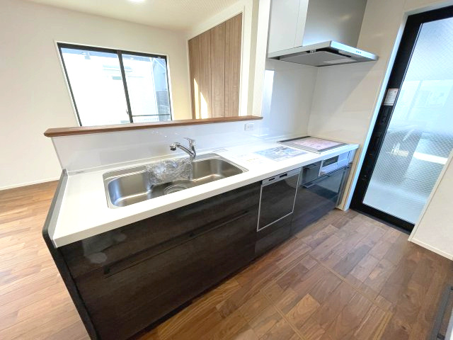 佐伯区千同一丁目　№35271のキッチン|手元が隠せる、便利な
カウンターキッチンです。