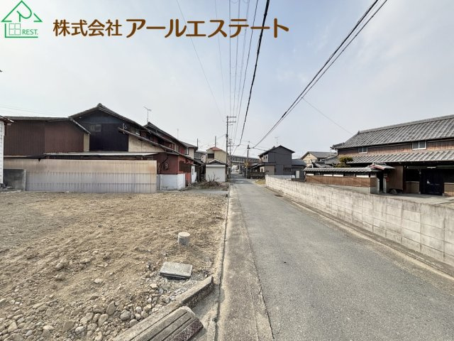 加古郡播磨町古田２丁目　山陽電鉄「別府駅」徒歩13分の前面道路含む現地写真