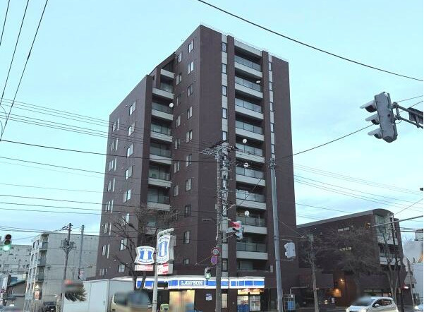 アルファコートIX・行啓通りの外観
