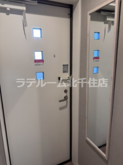 ベストステージ谷塚南の玄関|※別部屋イメージ写真