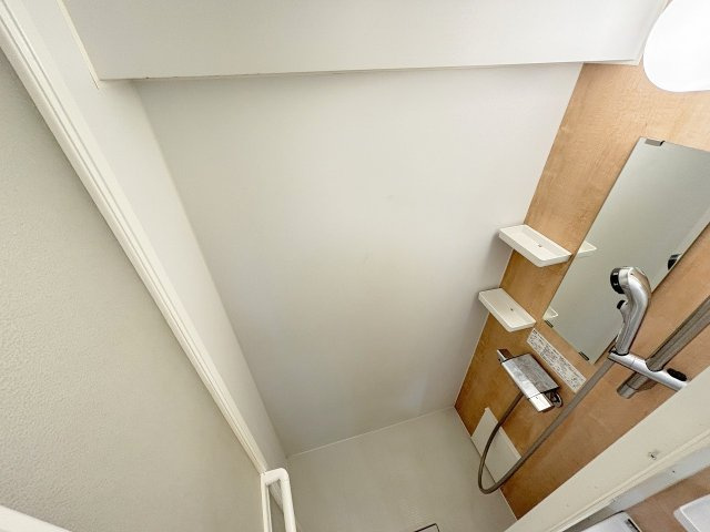 新大阪川島マンションの浴室