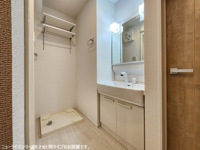 ルシェロⅠの洗面所