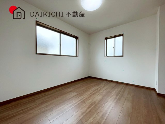 【洋室】 | ワイウッドコート北本市中丸第6期　新築戸建　全9棟　2号棟