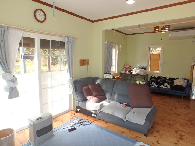 M0250H　南伊豆町入間中古住宅の居間・リビング