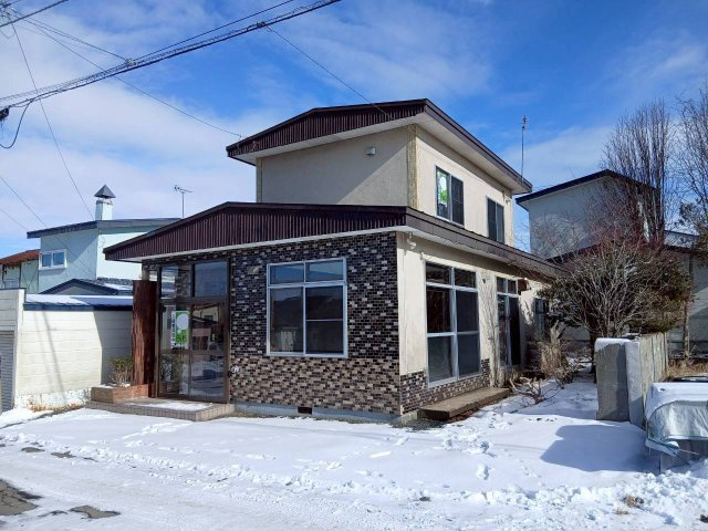 春採4-2-6借家の外観