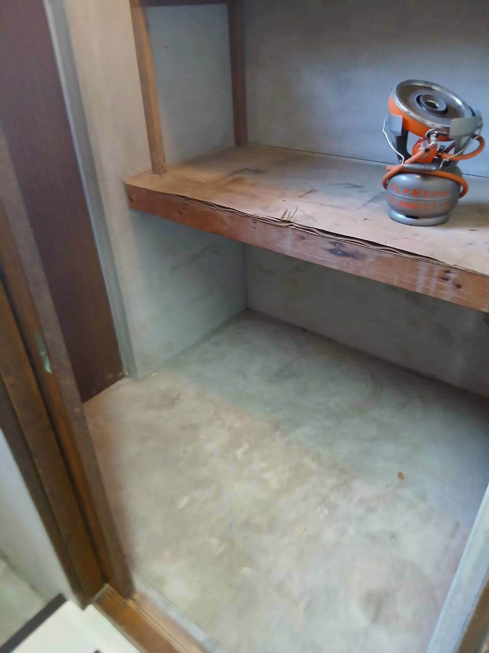 春採4-2-6借家の収納