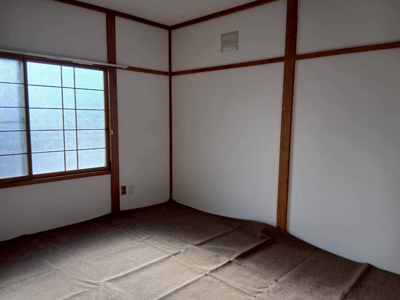 春採4-2-6借家の内装