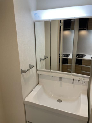 【独立洗面台】 | Noir et Blanc並木 | 朝の身支度には欠かせない独立洗面化粧台