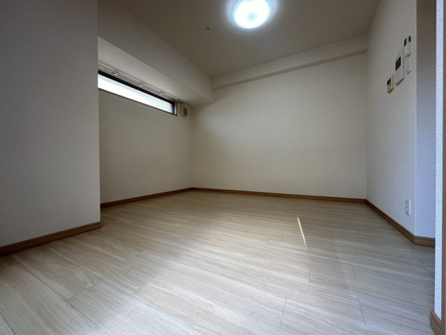 フォレステージュ北堀江の洋室