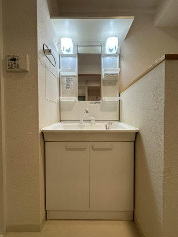 フォレステージュ北堀江の洗面所