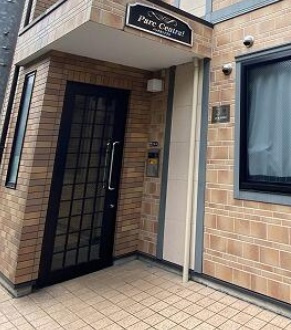 パックセントラルのエントランス