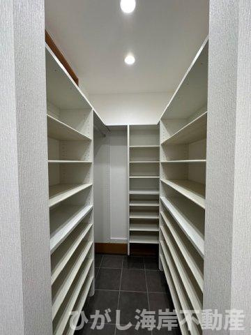 茅ヶ崎市浜竹3丁目　新築戸建　全４棟の設備|シューズインクローク