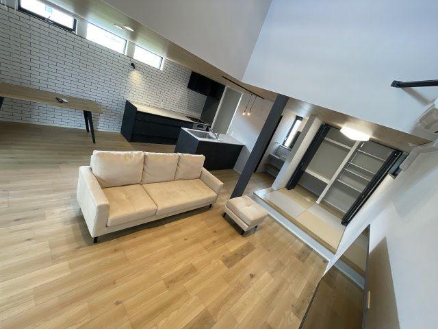 【居間・リビング】 | 真栄里戸建て