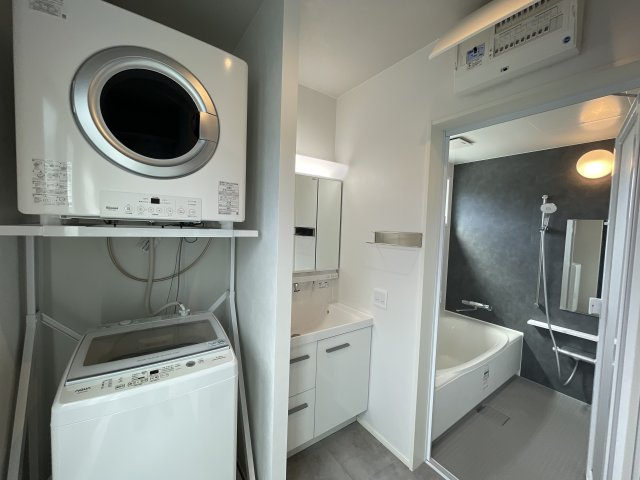 真栄里戸建ての独立洗面台