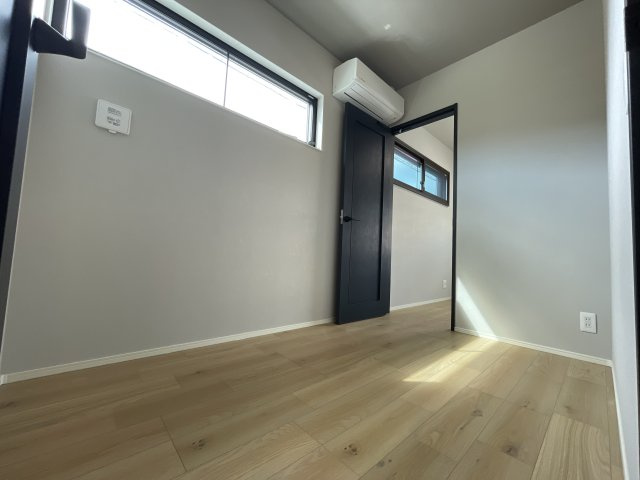 【洋室】 | 真栄里戸建て