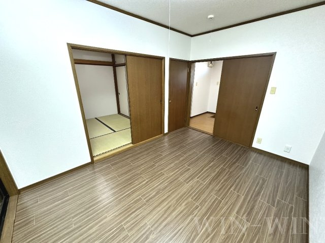 パル松井 Aの居間・リビング