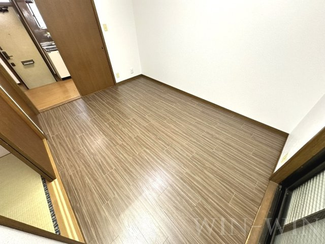 パル松井 Aの居間・リビング