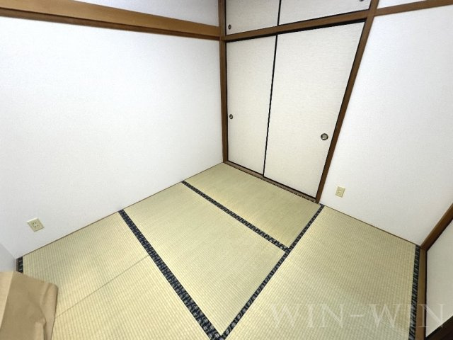 パル松井 Aの和室