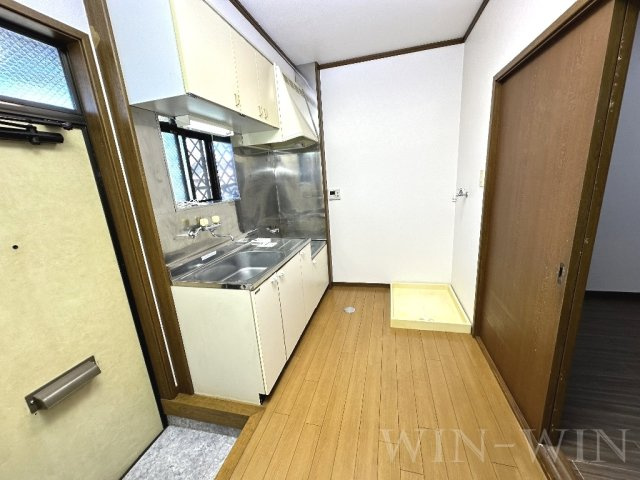 パル松井 Aの内装