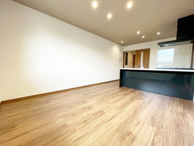 小山板倉町の居間・リビング