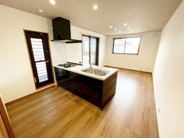 小山板倉町の居間・リビング