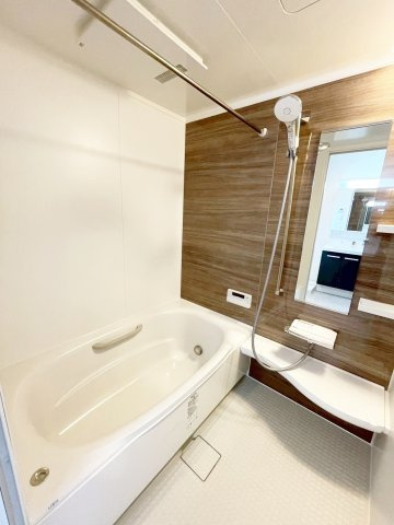 小山板倉町の浴室