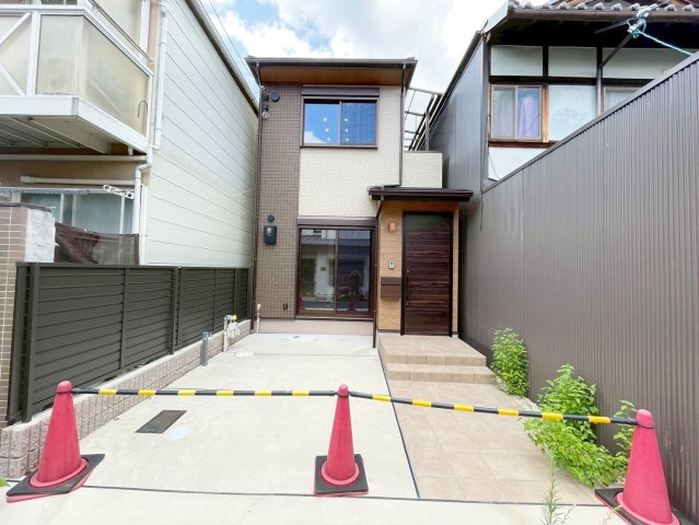 小山板倉町の外観