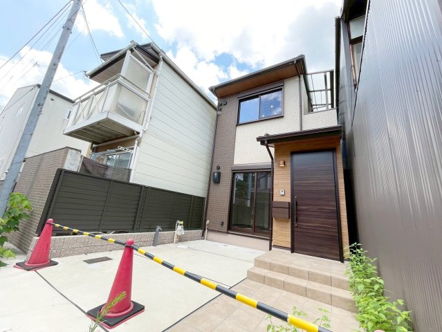 小山板倉町の外観