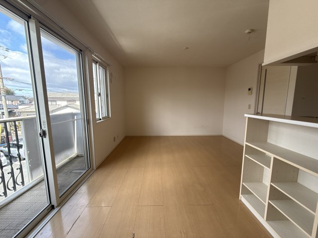 パインハイツ　Ａ棟の居間・リビング