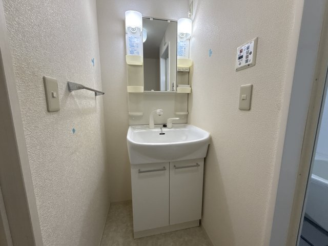 パインハイツ　Ａ棟の洗面所