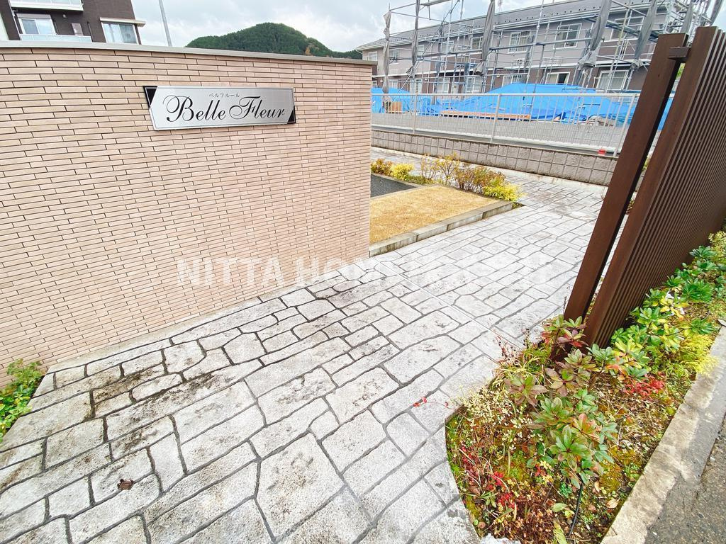 ベルフルールのエントランス|清潔感のあるエントランスです◆