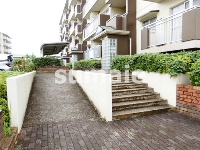 コーポレート与野本町　18のエントランス|エントランス。