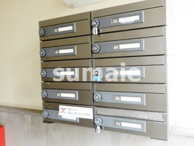 コーポレート与野本町　18のセキュリティ|集合郵便ポスト。