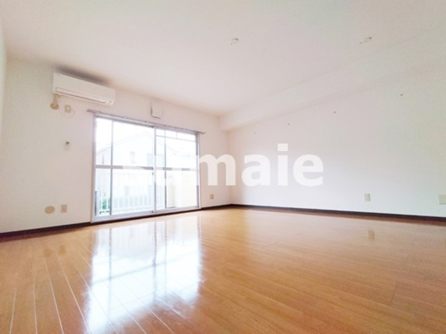 コーポレート与野本町　18の居間・リビング|広々リビング！