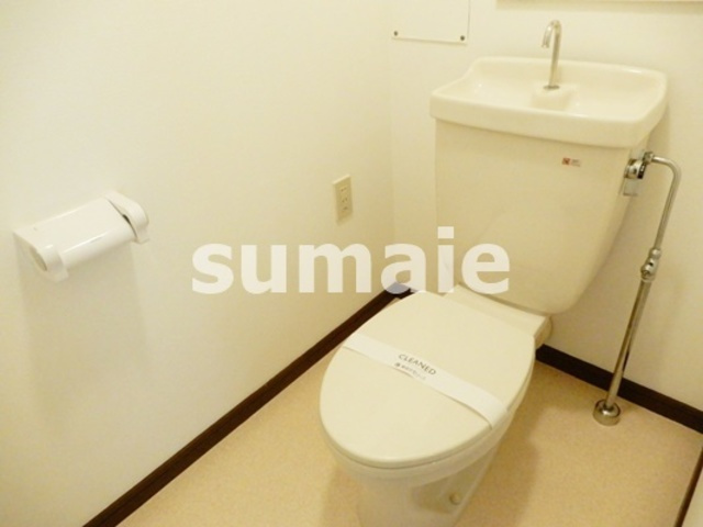 コーポレート与野本町　18のトイレ|シンプルなトイレです。