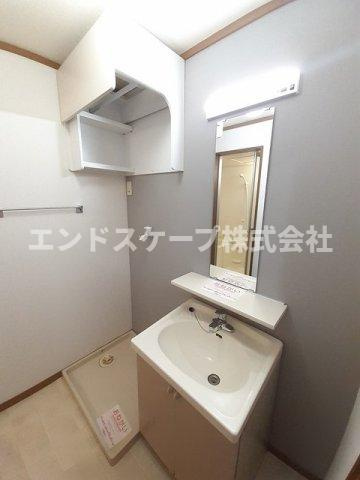 サンライト　フォレスタＢの独立洗面台|高崎、前橋のお部屋探しはエンドスケープまで！お客様の理想お聞かせ下さい♪