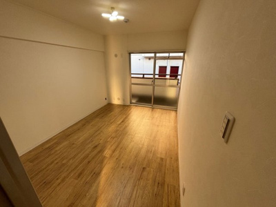 【寝室】 | コーポラス都Ⅱ | 使い勝手のいい寝室です