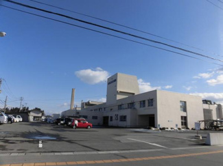 【前面道路含む現地写真】 | 寒河江市大字西根字谷地田　リフォーム済み戸建て