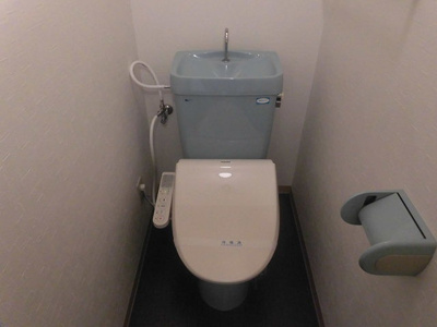 【トイレ】 | ワイズフィールド | ウォシュレット付きのトイレです。