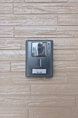 【セキュリティ】 | 太田市新田木崎町第10　アーネストワン　1号棟 | TVモニター付きなので来客時も相手の顔が見えて安心です♪