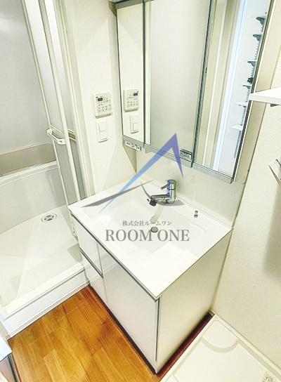 ルークラティブ蓮根の洗面所|洗面台です。