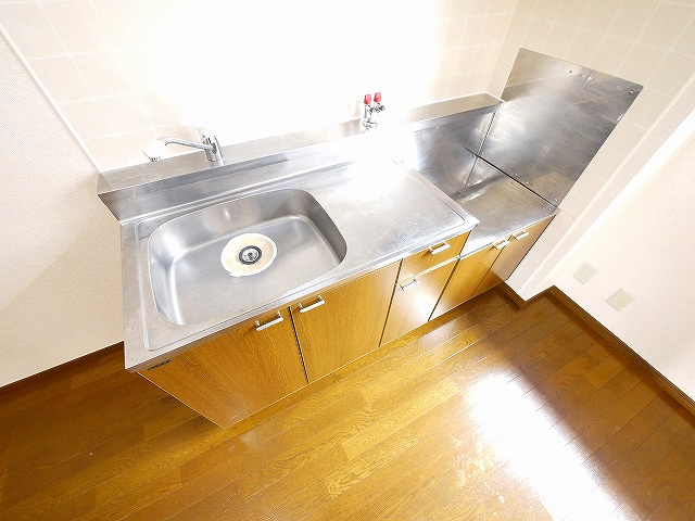 パセオボナール　Ｂ棟のキッチン|きれいなキッチンです