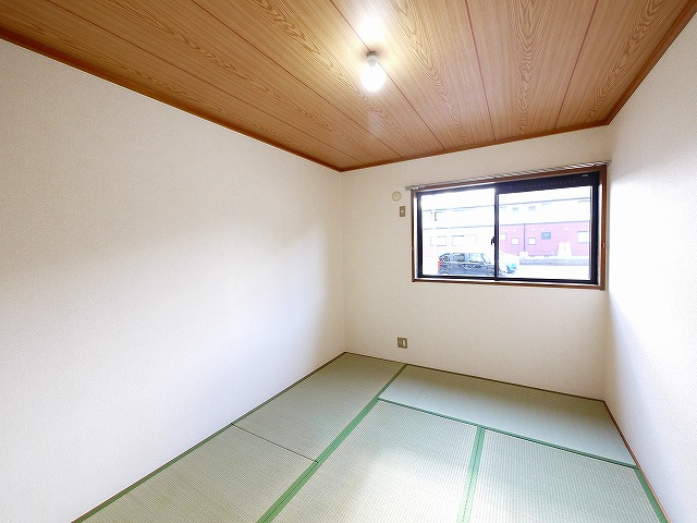 パセオボナール　Ｂ棟の寝室|フローリングだけでなく、和室もあります