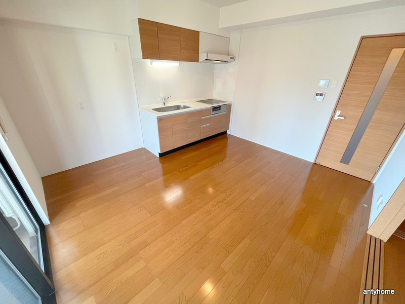 ES-Grande Umedakita　仲介手数料無料の居間・リビング