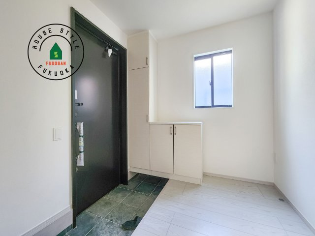 福岡市東区奈多2丁目第5-5棟（2号棟）の防犯設備|二重ロックでしっかり防犯対策ができます。