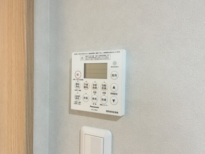 【設備】 | Ｔ－ＴＲＡＤ　ＣＡＳＡ | 浴室乾燥機です