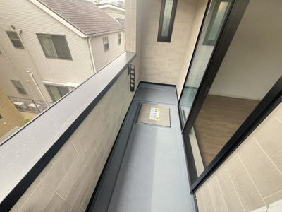 【バルコニー】 | Ｔ－ＴＲＡＤ　ＣＡＳＡ | 陽当たり良好なバルコニーです