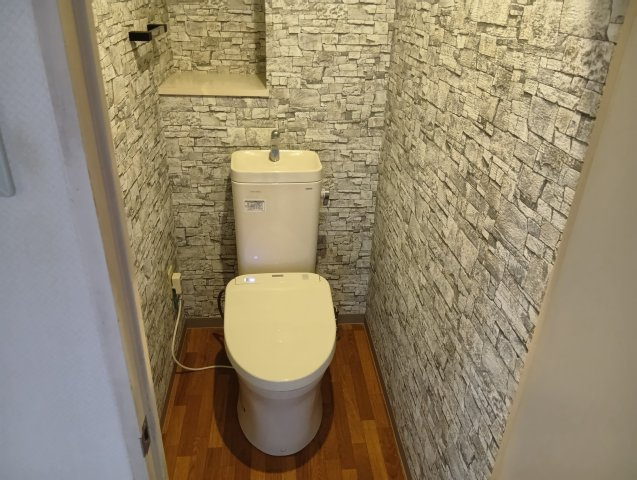 【トイレ】 | リベラス21  10棟 | 温水洗浄便座付き！